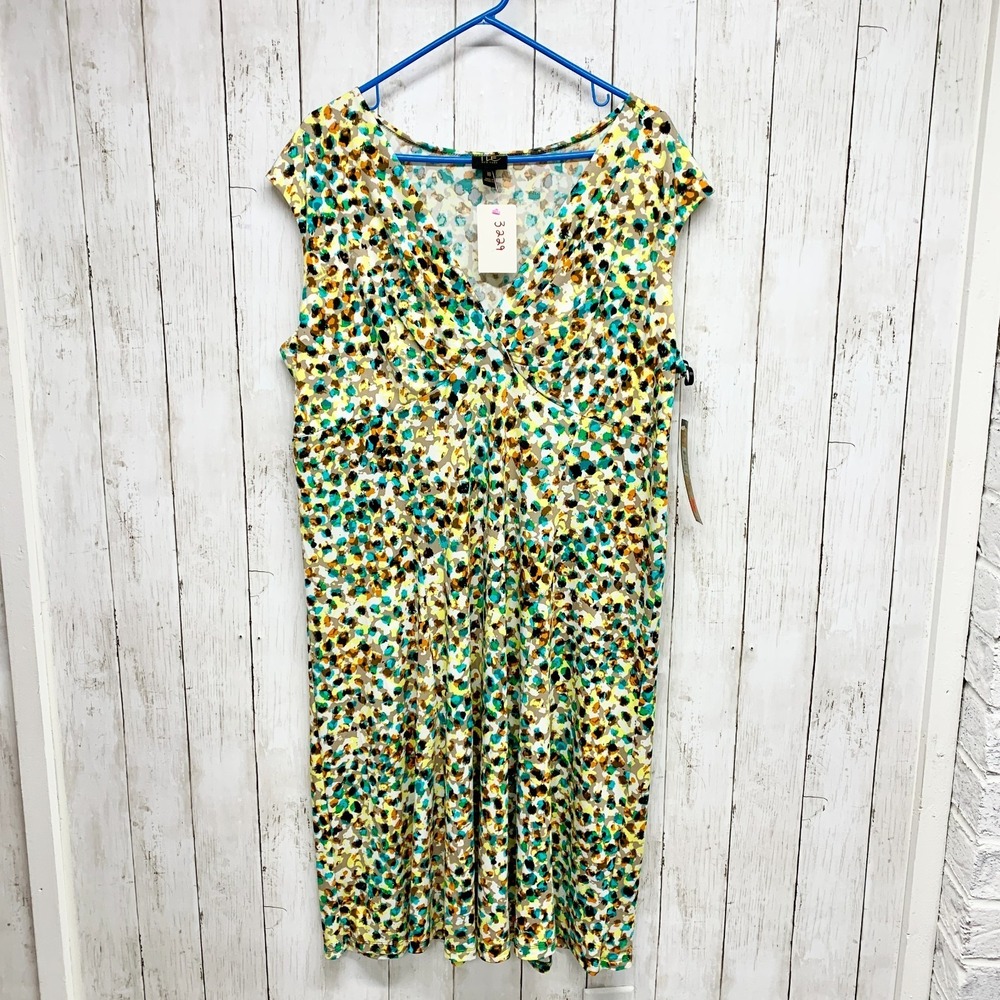 NWT ILE New York Dress Women 18 Watercolor Dot V-Neck Cap Sleeve Knee Length